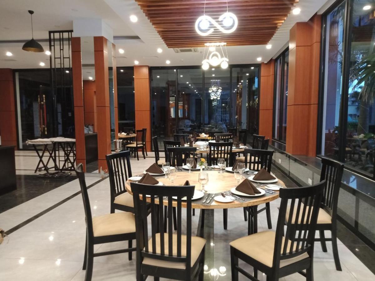 Kampong Thom Royal Hotel Exterior photo