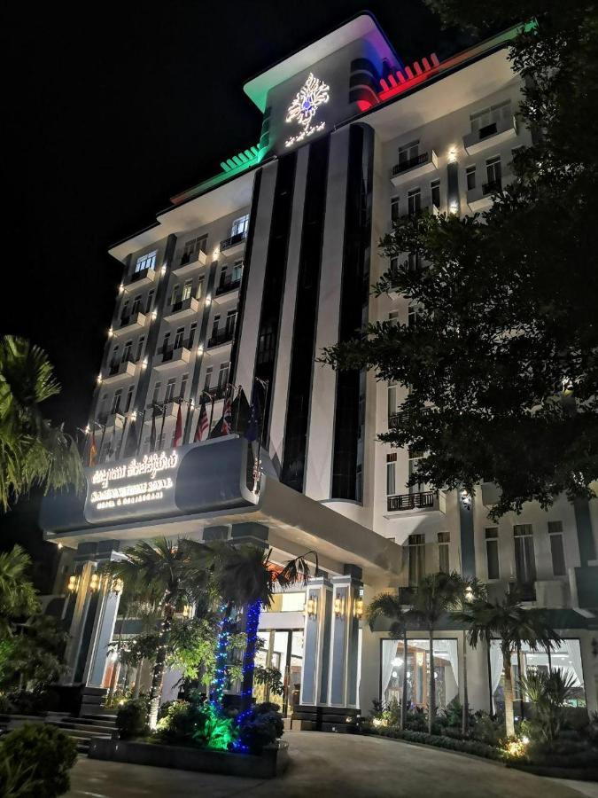 Kampong Thom Royal Hotel Exterior photo